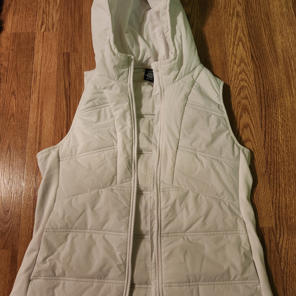 Avia Women's White Hooded Vest